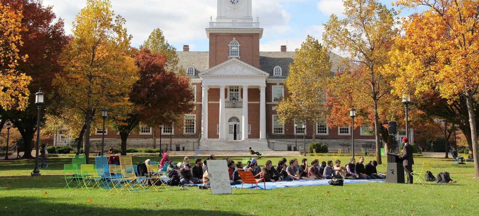 TRẠI HÈ JHU MỸ 2025 – CƠ HỘI DU HỌC HÈ LẤY TÍN CHỈ TẠI ĐẠI HỌC JOHNS HOPKINS 